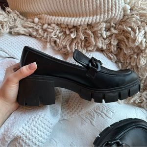 Steve Madden • New Lug Sole Mules Black Platform